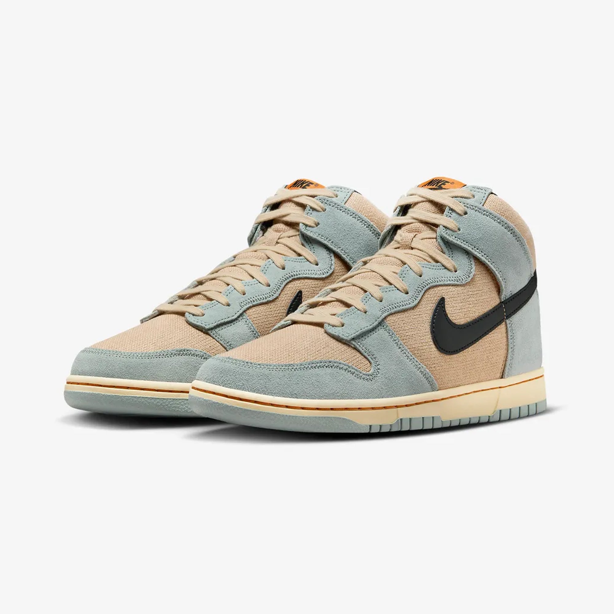 DUNK HIGH RETRO SE 'GRAIN/BLACK-LIGHT PUMICE-PALE VANILLA'