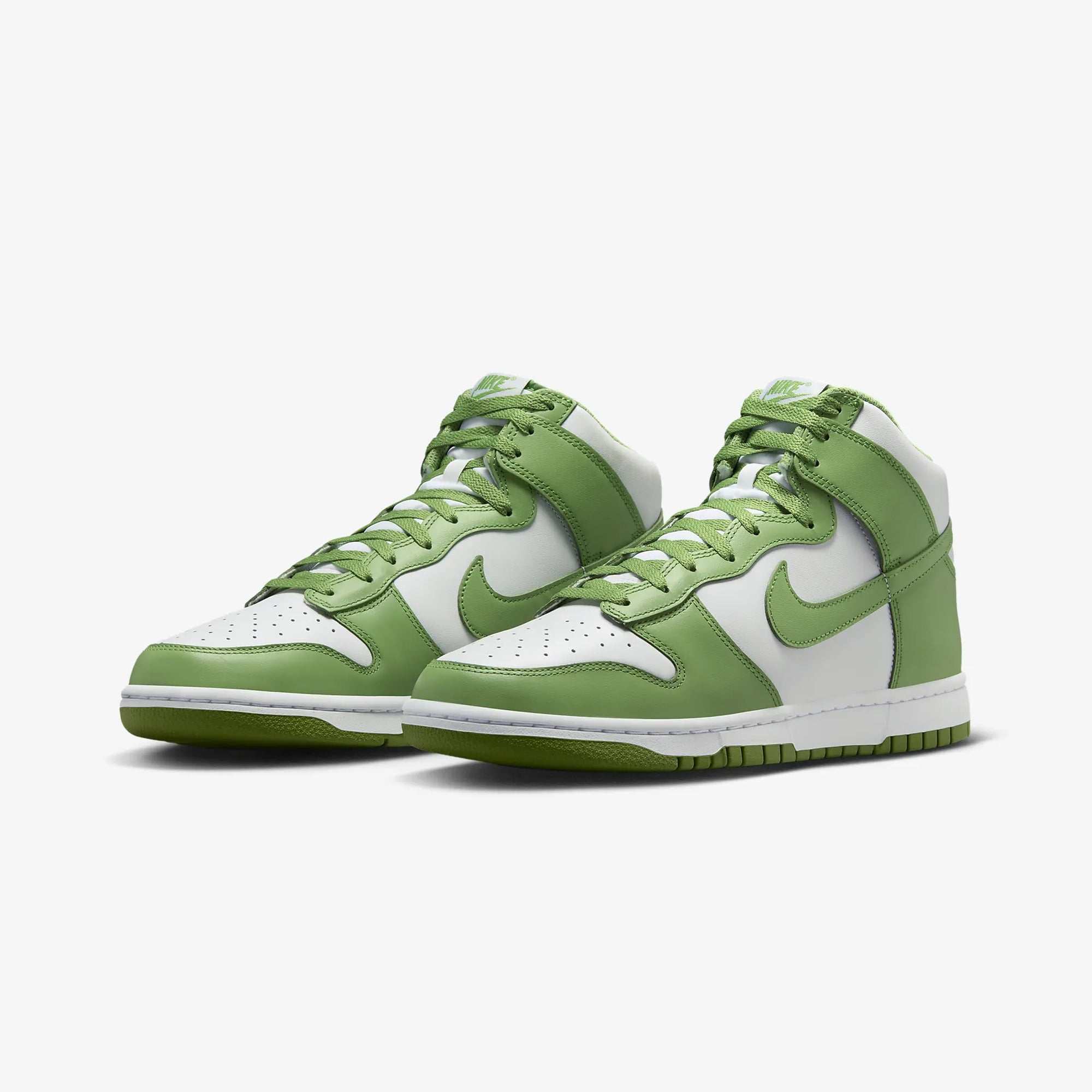 DUNK HIGH RETRO 'WHITE/CHLOROPHYLL-WHITE'