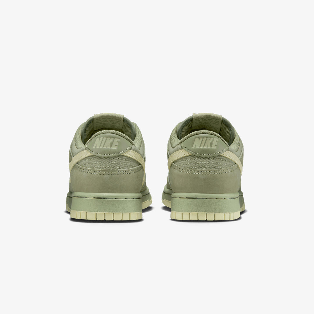 DUNK LOW RETRO PREMIUM 'OIL GREEN/OLIVE AURA-PHANTOM'