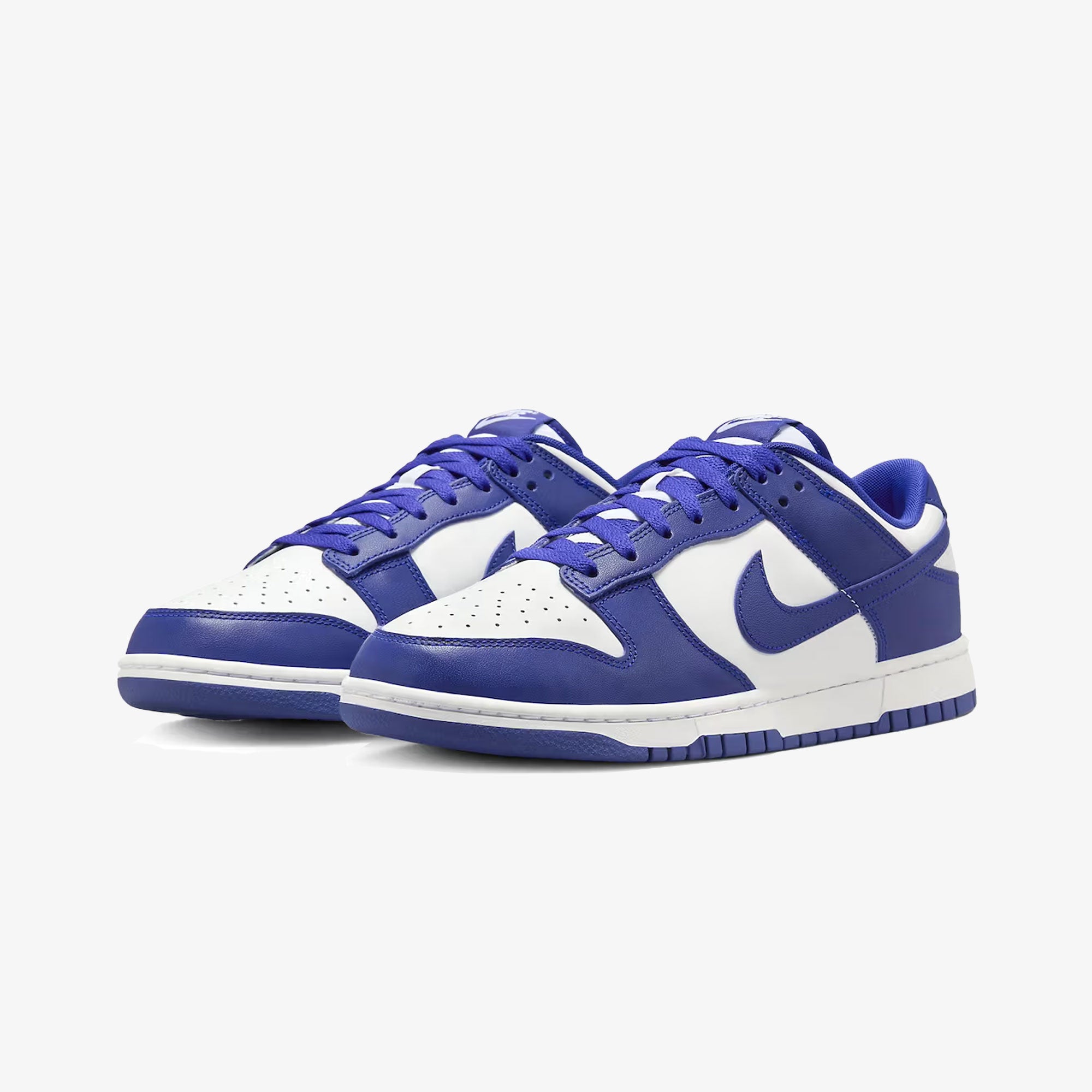 DUNK LOW RETRO 'WHITE/CONCORD-UNIVERSITY BLUE'