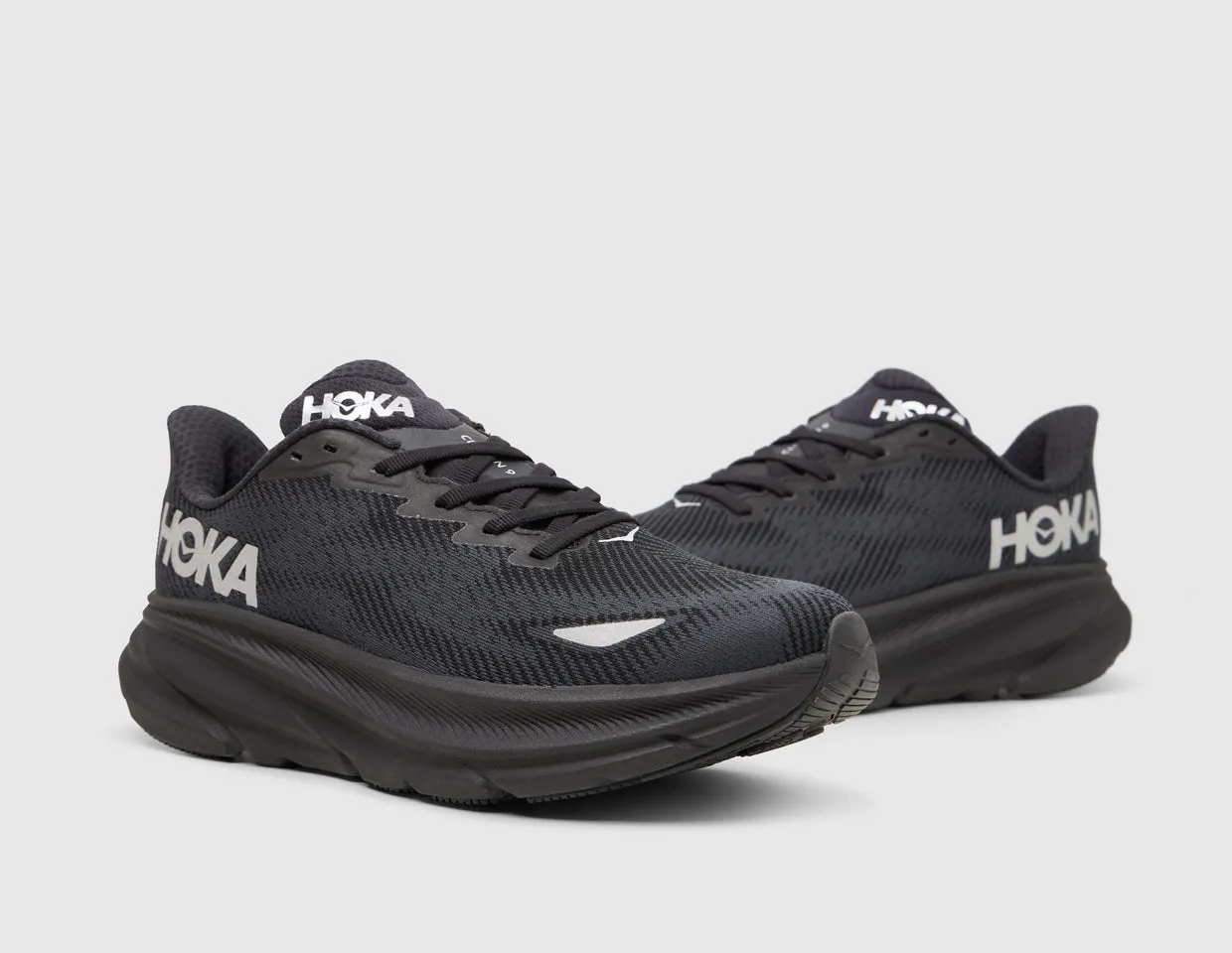 Hoka Women's Clifton 9 GORE-TEX Black / Black