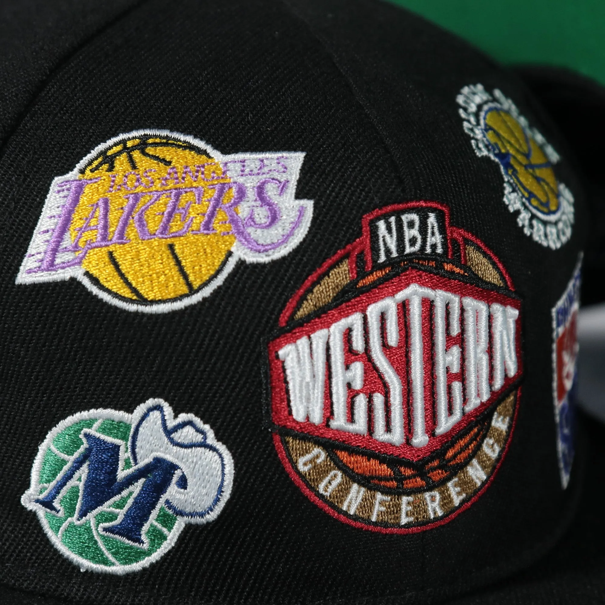 NBA West All Over Conference Hardwood Classics Deadstock Green bottom | Black Snapback Hat