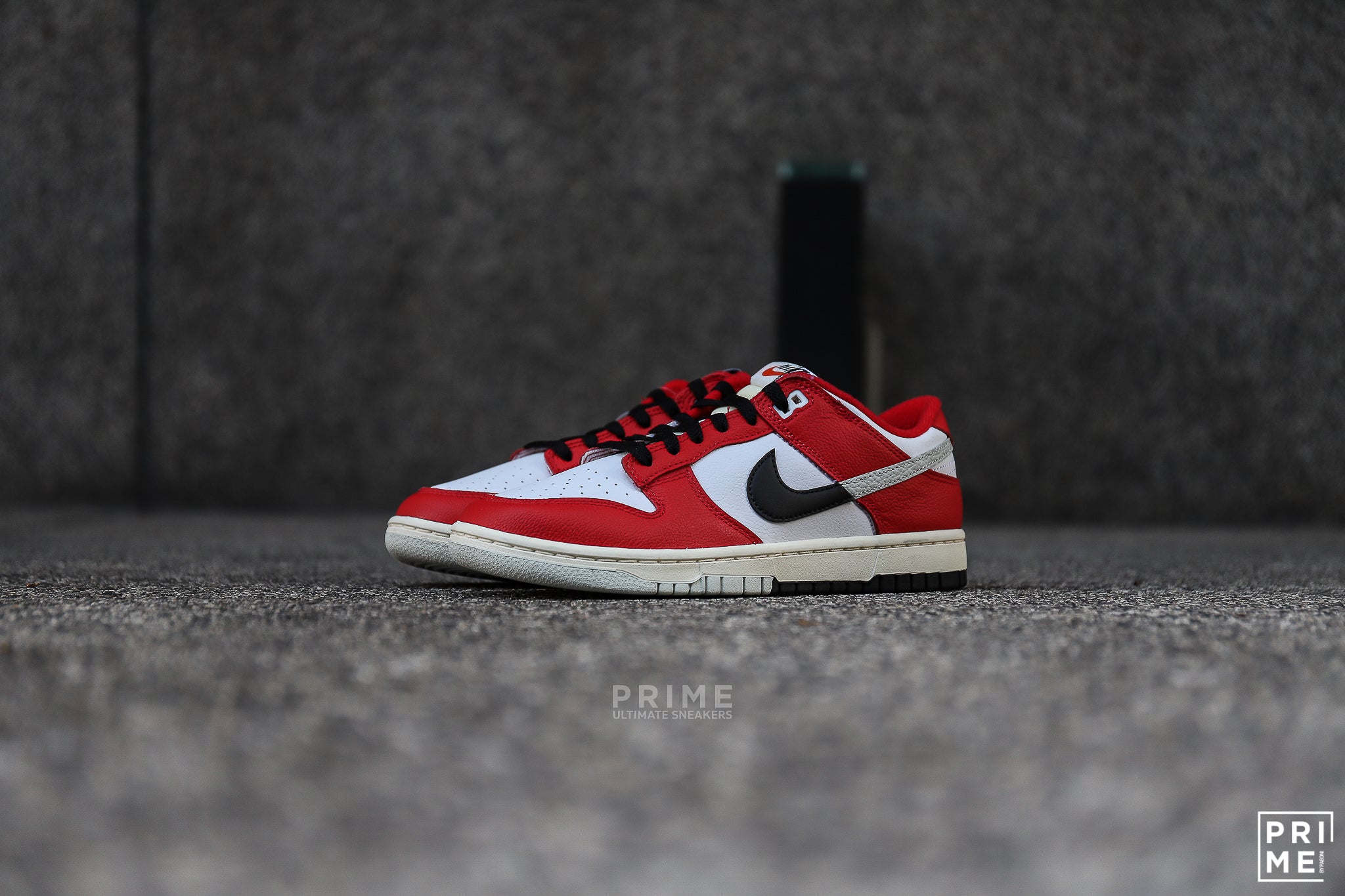 Nike Dunk Low Chicago Split (DZ2536 600)