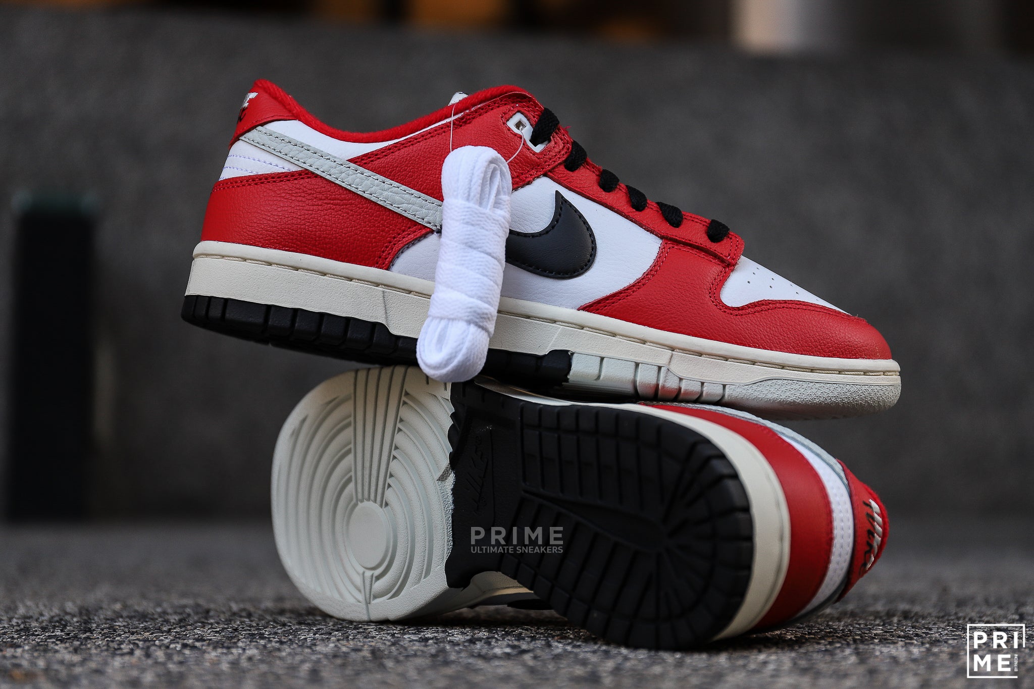 Nike Dunk Low Chicago Split (DZ2536 600)