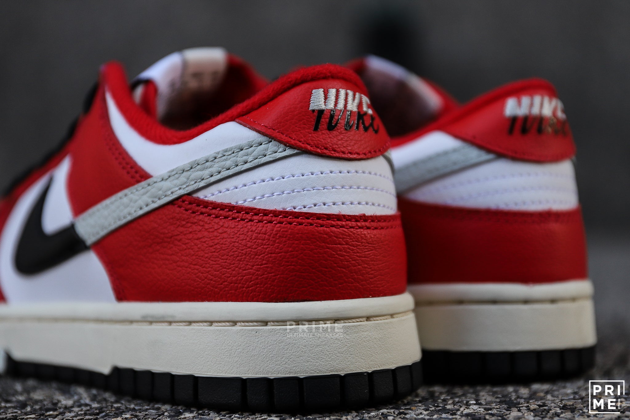 Nike Dunk Low Chicago Split (DZ2536 600)