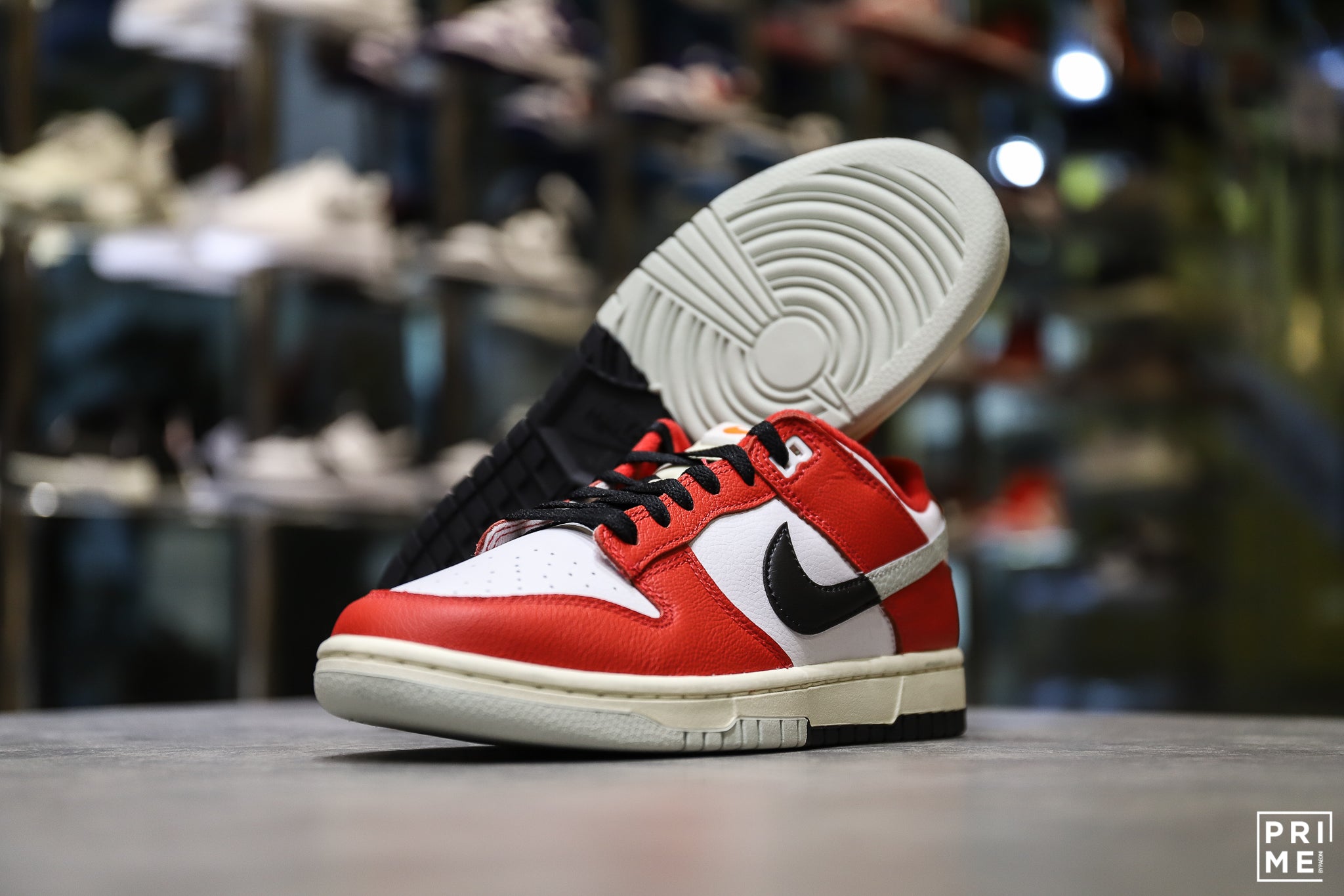 Nike Dunk Low Chicago Split (DZ2536 600)