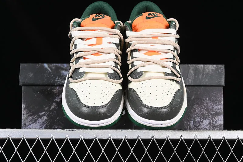 Nike Dunk low SB