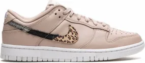 Nike Dunk Low SE Primal Pink sneakers Neutrals