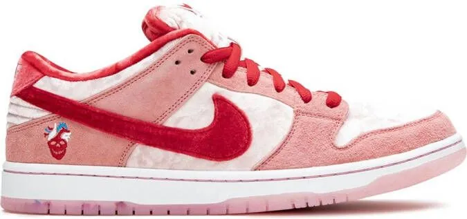 Nike SB Dunk Low Pro 