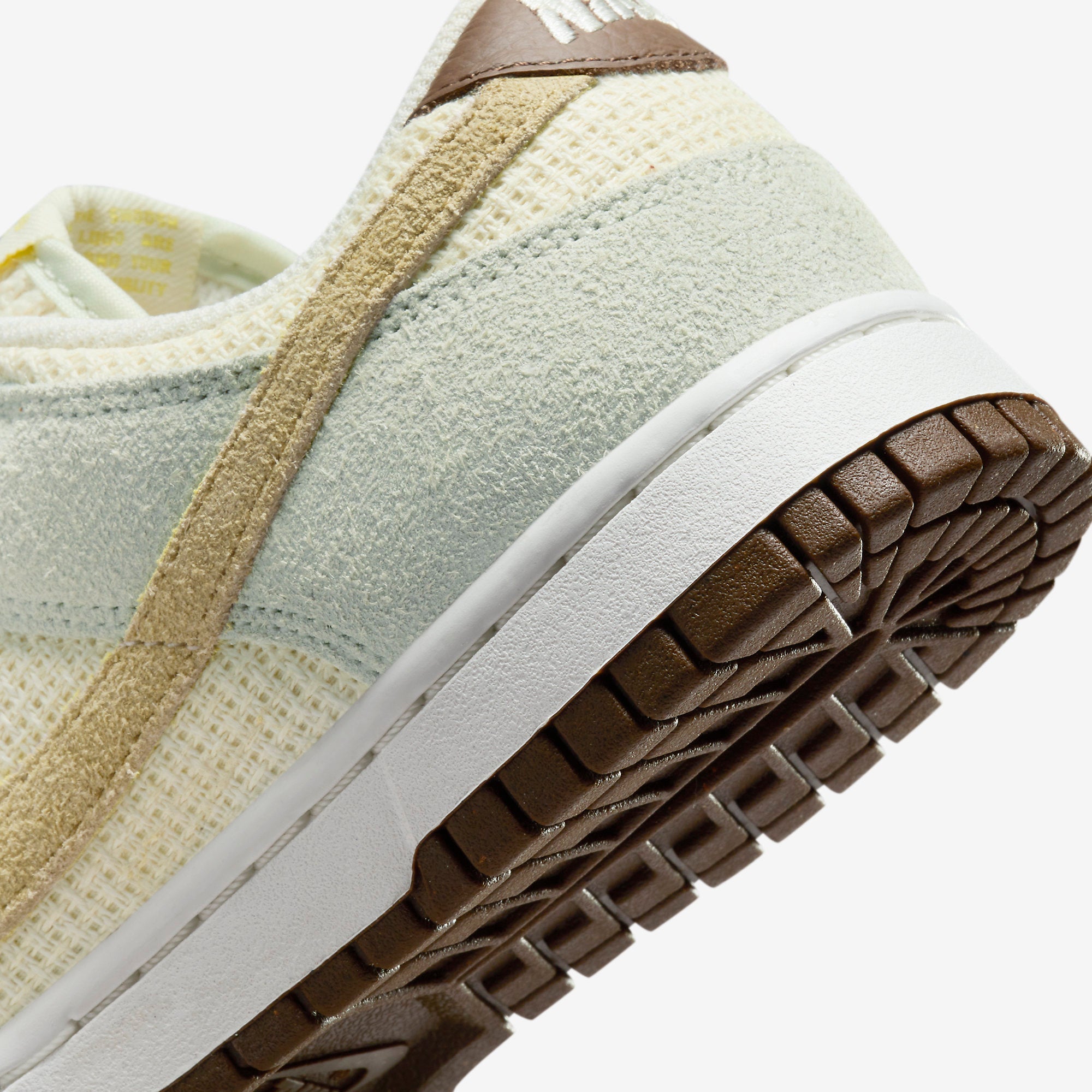 (Women's) Nike Dunk Low 'Coconut Milk' (2023) FN7774-001