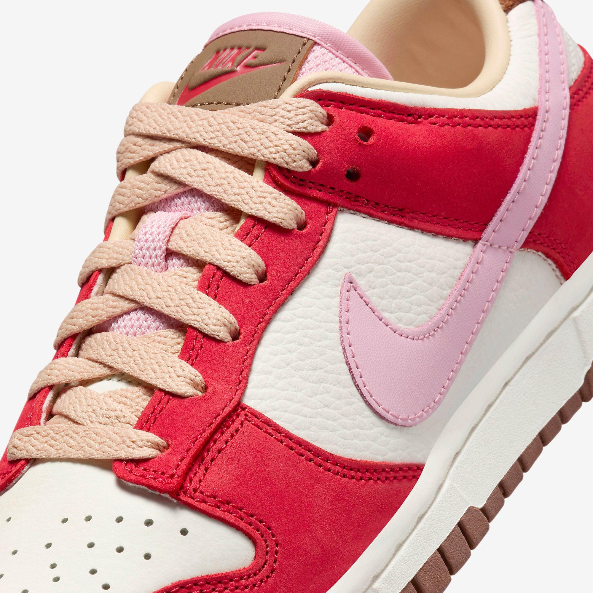 (Women's) Nike Dunk Low PRM 'Bacon' (2023) FB7910-600