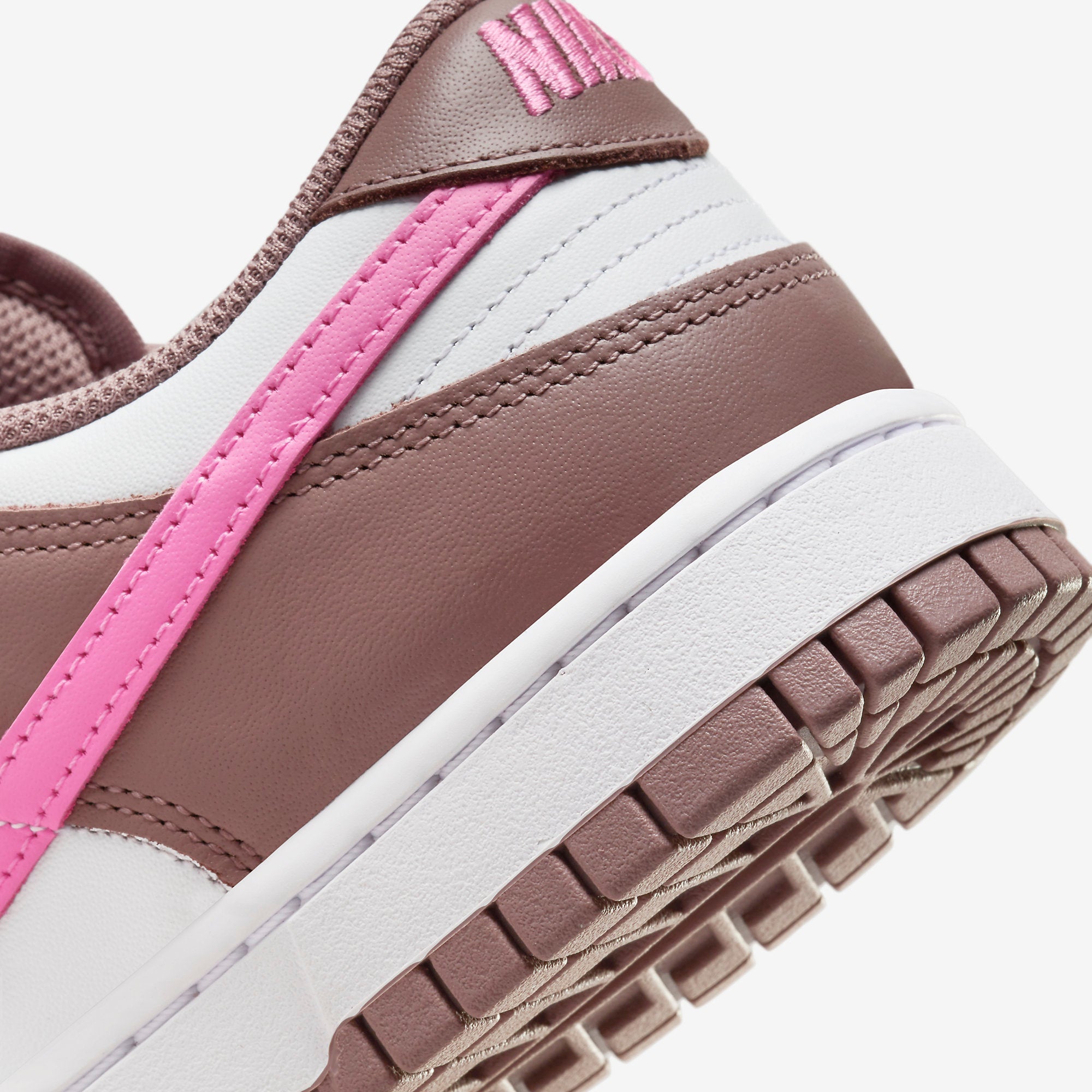 (Women's) Nike Dunk Low 'Smokey Mauve' (2024) FZ3611-208